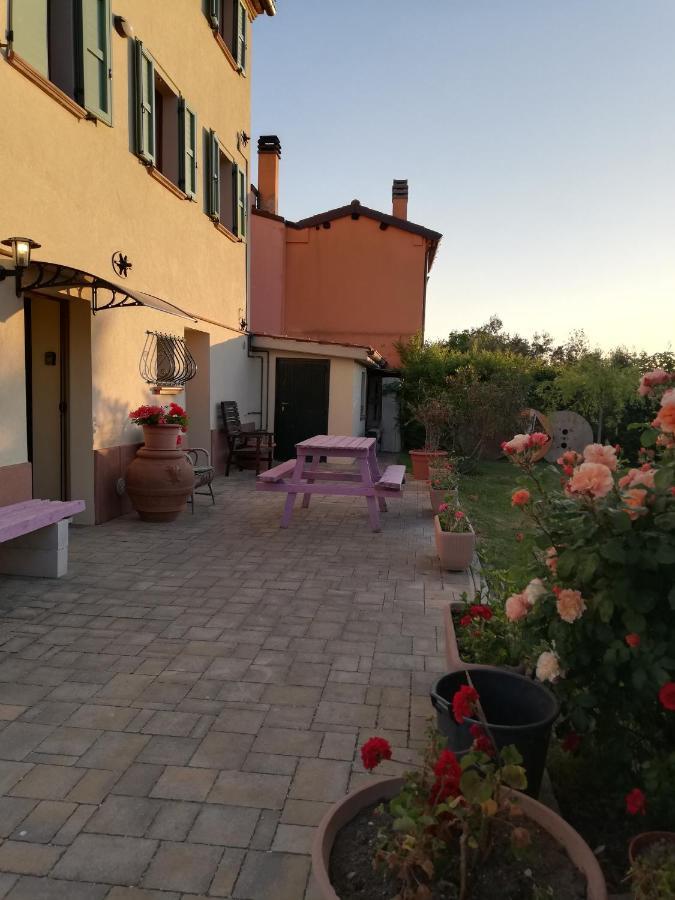 Casa Vacanze Angelica Ostra Vetere Eksteriør billede