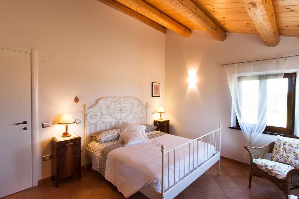 Casa Vacanze Angelica Ostra Vetere Eksteriør billede